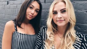 Alyssa Trask Instagram - When your bestie lives 4090 kilometres away from you now..:(