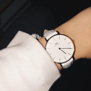 Alyssa Trask Instagram - Getting into the holiday spirit with my @danielwellington watch❣️Use my promo code ALLYTRASK to get an additional 15% off their Black Friday deals until November 26th. #danielwellington