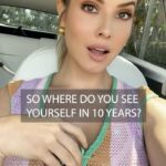 Amanda Cerny Instagram - Happy as can be!!! 🥰👧🏻🐾🎉🍾