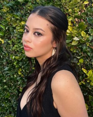 Amber Midthunder Instagram - Thank you @saturnawards!!!! And @dannytrs for saying nice things about me in public!!!