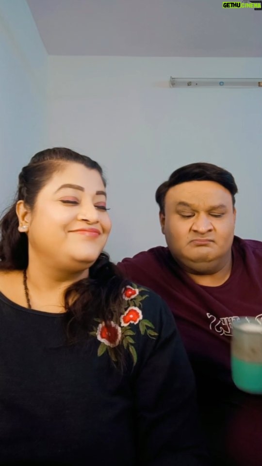 Ambika Ranjankar Instagram - We Are Happily Married Couple , She Is happy 😁😁 I'm Married 😭😭 #nirmalsoni #foryou #foryoupage #forfun #instagramreels #instareels #onscreencouple #married #tmkoc #tarakmehtakaultachashma