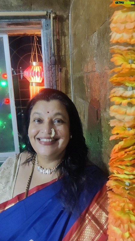 Ambika Ranjankar Instagram - 🪔 शुभ दीपावली 🙏 तुम्हा सर्वांना दीपावलीच्या हार्दिक शुभेच्छा 🪔Shubh Deepawali 🙏A very Happy Deepawali to all of you 🪔 शुभ दीपावली 🙏 अप सभी को दीपावली की हार्दिक शुभकामनाएं #instafamily #instagram #deepawali #diwali #celebrity #creators