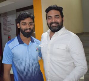 Ameer Vayalar Instagram - With Music director & playback singer  Gopi Sundar sir 🥰🥰 @gopisundar__official