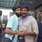 Ameer Vayalar Instagram - makkal selvan actor vijay sethupathi @actorvijaysethupathi #vijaysethupathi #Actor #tamilmovie#artist #vijaysethupathi#makkalselvan #annan#newmalayalammovie#markonimathai#movie#loction#ernklm#photoshoot @ameervayalar @actorvijaysethupathi 💖💖 @vijaysethupathimsvs_ 😘 @vijaysethupathii 😍 #tamilfilmactor #tamilmovie #newmalayalammovie #vijaysethupathi #makkalselvan #movie #loction #photoshoot #photography #Click @ameervayalar #ameervayalar @actorvijaysethupathi @vijaysethupathimsvs_ @vijaysethupathii