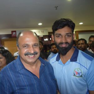 Ameer Vayalar Instagram - actor Sidhique ikka 😍🥰🥰 @actor.sidhique #actorsiddique
#ameervayalar