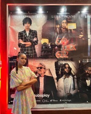 Ana Sofia Martins Instagram - CODEX 632, estreia 🇵🇹 no dia 2 de Outubro, às 21h na @rtppt 📺
@spi.production @globoplay @rtpplay #codex632

Estreia 🇧🇷 dia 19 de Outubro
Realização: @segraciano
Casting director: @patricia._vasconcelos
Direcção de actores: @marco_medeiros13

Dress: @marques_almeida
Earrings: @mateonewyork
Glam: @elodiefiuza.makeup @brunovincente
@lagence_lisboa