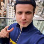 André Marinho Instagram - vivendo ✌🏼⚡️