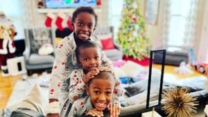 Andrew Gillum Instagram - L👀K who showed up for Christmas morning uninvited - - - but more than welcomed 😜 (especially since we’re in their habitat). 

I pray that you all have a wonderful and loving Christmas Day, safely surrounded by the people you love. 

Merry Christmas!  #HappyBirthdayJesus🙏🏾