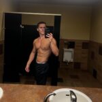 Andrew Neighbors Instagram - someone said to turn ur torso when ur flexing lol what