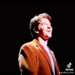 Andy Karl Instagram - 😊🤷🏻‍♂️In case you didn’t know that I covered the role of Emmett in “Legally Blonde” here’s a little clip. And while you’re here make sure you check out my stories for links to buy tickets to SCUNGE at Birdland December 16, 17, & 18! 💥 . . Posted @withrepost • @orfeh Who knew the Legally Blonde @tiktok universe fandom (and it’s a ginormous one) was unaware of this🤷‍♀️ AND we all 💖 how much MORE popular & beloved the show and EVERYTHING about it has become over the years‼️💖 Omigodyouguys @andy_karl as Emmett🤪😱😜 And while I’ve got your attention, Andy & the whole “SCUNGE! A mobbed up Christmas Carol” crew will be at @birdlandjazz 💥💥 DEC 16th, 17th, & 18th💥💥 and you do not want to miss it‼️ https://birdlandjazz.com/event/scunge-in-the-theater-5/ Look for ticket 🎫 links in my stories everyday😊 Starring @dominicscaglionejr @themattbogart @domnolfi28 AND MORE⭐️‼️ . . . #omigodyouguys #legallyblonde #legallyblondethemusical #andykarl #emmettforrest #chiponmyshoulder #fullout #littlemisswoodscommaelle Palace Theatre (New York City)
