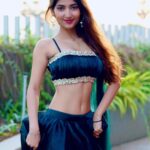 Angel Rai Instagram - Aaj koun sa day hai ? #foryou #angelrai #newpics #wings #trending #viral #trend #style #desigirl #angellovers #looklikeanangel #instagram #instagood #instapic