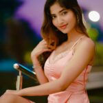 Angel Rai Instagram - Door tujhse main jake bata kya karu? Kya karu? #foryou #angelrai #trending #viral #love #trend #trendingpic #wings #angellover #2023 #newfashion #newtrend #style #fashionpic