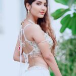 Angel Rai Instagram - Caption these images? Click by :- @mahi_dewasi_99 #foryou #angelrai #trendingreels #viral #style #fun #trend #love #wings #picoftheday #fairy #angel #angelwings #trend #newpic #viralpic