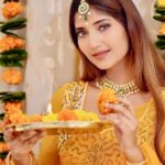 Angel Rai Instagram - कह दो अंधेरे से कही और घर बना ले , मेरे देश में आज रोशनी का त्योहार आया है ।। Happy Diwali to all my friends ❤️ #foryou #foryoupage #trendin #happydiwali #diwaliinstagram #angelrai #wings #love #light #fun #shottmumbai #trending #trendingnow #festival #india #indianfestival
