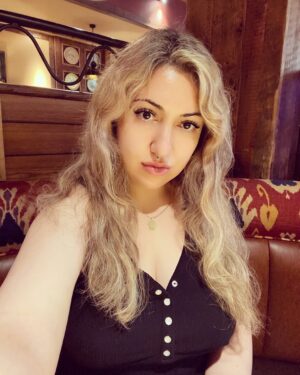 Angela Zahra Instagram - Morning lovers ❤️🧿 #angelazahra #انجيلا_زهرة