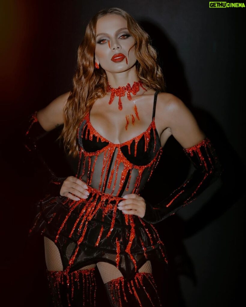 Anitta Instagram - Halloween do @xandaviao