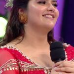 Anjali Anand Instagram - Hum sab yahi wish karte hai ki Anjali ko apna Rahul, matlab Shah Rukh… jaldiiii se mil jaaye! ✨❤️ Dekhiye #JhalakDikhhlaJaa, aaj raat 9:30 baje sirf #SonyEntertainmentTelevision par. @malaikaaroraofficial @farahkhankunder @arshad_warsi @anjalidineshanand @gauaharkhan @rithvikk_dhanjani @archanapuransingh @iamparmeetsethi #JhalakDikhhlaJaaOnSonyTV