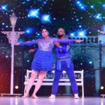 Anjali Anand Instagram - … how was the act?? Kaisa laga humara performance??? Tell us in the comments and PLEASE GO AND VOTE before 12am tonight ♥️♥️♥️♥️♥️♥️ @dannydjf @kunjanjani @maheshpoojary80 @sunita_datta9 #jhalakdikhlaaja #Anjanyy