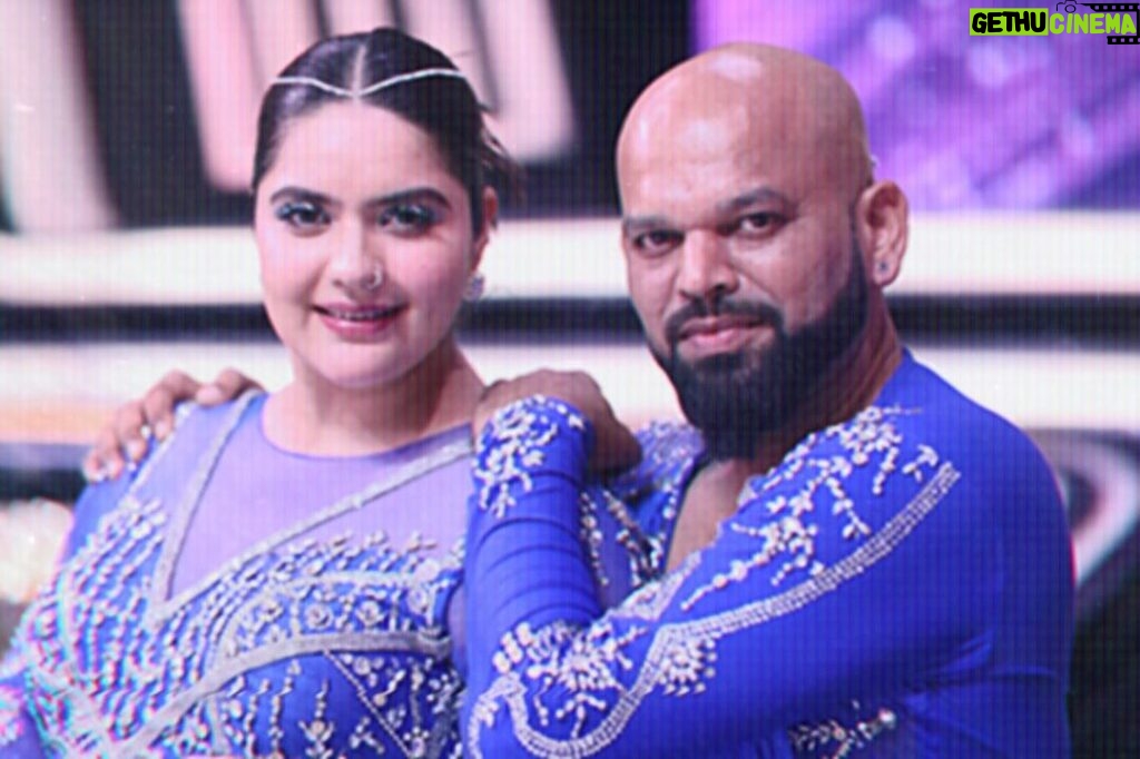 Anjali Anand Instagram - … it’s time to show some LOVE♥ VOTE VOTE VOTE �If you like our act please vote and Support. Gotta play the game I’m in, gotta play the cards that have been dealt. Go on the Sony LIV app and vote for @dannydjf and I. One person can vote 50 times from one email address. Voting starts 9:30pm and ends at 12am tonight♥✨ #Jhalakdikhlaajaa #Anjanny