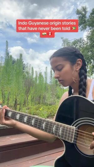Anjulie Persaud Instagram - For the indentured diaspora 🫶🏽💪🏽 #guyanese #desi #diaspora