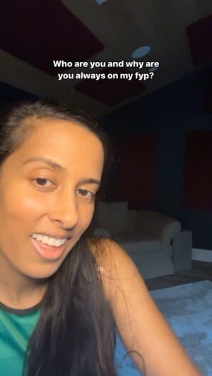 Anjulie Persaud Instagram - Thank you to my new followers and my day 1s! 🙏🏽🫶🏾🙏🏽 #newmusic  #independentartist  #independentmusician  #songwriter  #musicproducer #songwriter