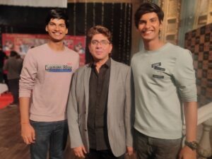 Anmol Jyotir Instagram - With the man behind our togetherness😊...the captain of the ship  @rajan.shahi.543 sir and reasons behind yrkkh's magic✨ and captivity @bhavnawritervyas @aarifshaikh702 
#yrkkh❤