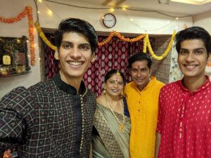 Anmol Jyotir Instagram - Diwali with family equals to celebration 😊🎉✨.... #nocrakersdiwali
@prashant6943
@richa7629