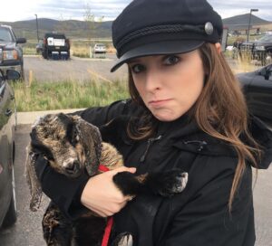 Anna Kendrick Instagram - He followed me home ma! Can I keep him??