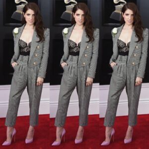 Anna Kendrick Instagram - SUITED UP 🛠 #Grammys