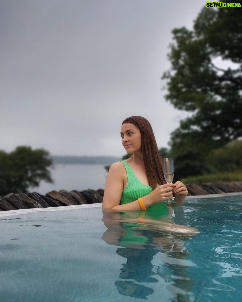 Anna Passey Instagram - How have I lived in Liverpool for this many years without making a trip to Windermere?! @kylepryor and I spent the most gorgeous day on Sunday having a little downtime date day at @lowwoodbay Thermal journey, infinity pool over the lake and some wonderful treatments made for the most relaxing day I’ve had in a while. Thank you for having us, staff and hospitality were perfect! We loved watching the wakeboarders on the lake so we will definitely be back to give that a go soon! #prgifted Lowood Bay Hotel On Lake Windemere