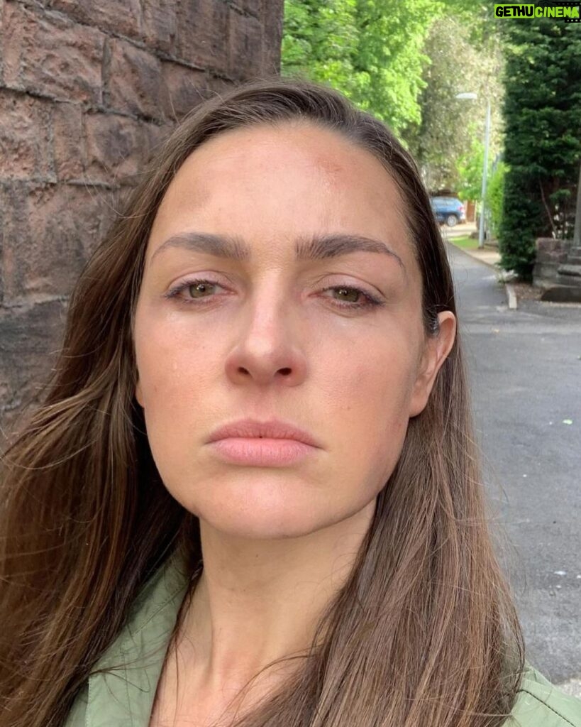 Anna Passey Instagram - Some lost and forgotten BTS shots. 1. Skipping Warren 2. double raincover 3. Be a surgeon, bump off Norma 4. Soap awards dress trying on 5. How many coats is enough coats?