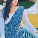 Ansha Mohan Instagram - 🌻🐝 Photography by💙 @shinetomchacko_official @bloomhotels @vivekanandanviralaanu #photo #photoshoot #photooftheday #instagood #instamood #instadaily #ootd #ootdshare #outfitoftheday #streetstyle #trend #photography #lookbook #goodhairday #photomood #shootmode #fashion #fashioninspo #style #styleinspo #girlpower #styleicon #fashionable #fashionnova #fashionblogger #styleblogger Mattancherry