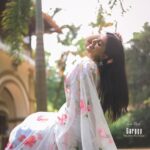 Ansha Mohan Instagram - നിറാമയം l🌸 . Wearing @garggyboutique Makeover @nashash_makeover Photography @aswal_shaji . #photo #photoshoot #photooftheday #instagood #instamood #instadaily #ootd #ootdshare #outfitoftheday #streetstyle #trend #photography #lookbook #goodhairday #photomood #shootmode #fashion #fashioninspo #style #styleinspo #girlpower #styleicon #fashionable #fashionnova #fashionblogger #styleblogger