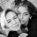 Antónia Lišková Instagram - Oggi sono 18 anni che mi rendi la vita un inferno😈🤍 Ti amo infinitamente 💚 Mom Dnes je to 18 rokov čo mi zo života robíš peklo🙄🤣 Ľúbim ťa nadovšetko 💚 Mami #18 #daughter #momlife #birthdaygirl #love #you #girl #women