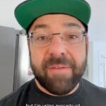 Anthony Carelli Instagram - Coach Anthony is in the kitchen, showing us how to fry our favourite foods with a minimum amount of avocado oil and reducing the possible risk of aerosols. #healthyliving #passionforlife #greeniche #greenichenaturalhealth #coachanthony #avacado #avacadooil #stirfry #lifelessons #lifestyle #healthfood