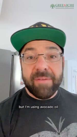 Anthony Carelli Instagram - Coach Anthony is in the kitchen, showing us how to fry our favourite foods with a minimum amount of avocado oil and reducing the possible risk of aerosols. #healthyliving #passionforlife #greeniche #greenichenaturalhealth #coachanthony #avacado #avacadooil #stirfry #lifelessons #lifestyle #healthfood