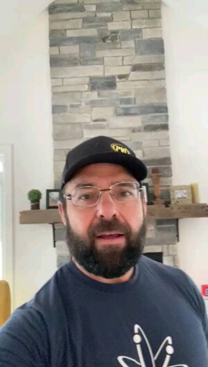 Anthony Carelli Instagram - What is Cardio??
Coach Anthony talks about the importance of cardio.
#healthy #lifestyle #cardio #typesofcardio #secretsofhealthylife #greeniche #anthony #lifecoach #healthcoach #fitness