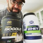 Anthony Carelli Instagram - What can I say? I’m a vanilla kinda guy. It gives me the freedom to add in any flavours I want with a good tasty vanilla base. #ProteinShakes #Smoothies #Supplements #Protein #Nutrition #Fitness #Healthy @purevitalabs Woodland Beach