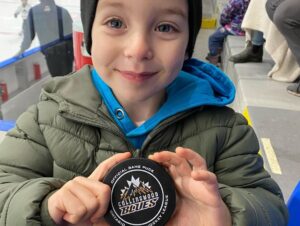 Anthony Carelli Instagram - Marko’s first hockey game experience, the Collingwood Blues put on a clinic tonight. It was a great atmosphere and we will definitely be back. As a parent I use these positive experiences to inspire my son with his future athletic endeavours. AND he got a puck! #ohl #hockey #canada #athlete @cwoodbluesjra