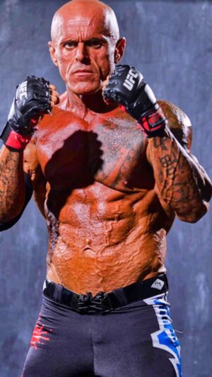 Anthony Carelli Instagram - The Russian Bear is a master in all martial arts styles 🥷

Here’s another clip from my character “The Russian Bear” and the new pro wrestling comedy tv show “J OO”🎬