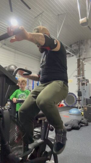 Anthony Carelli Instagram - Marko just turned 5 a couple months ago so I’m not sure if he’s gonna remember these workouts but I know I will.  I want training to be something completely normal that we just do on a daily basis like eating & going to school, etc.. let’s give them the tools and then sit back and watch what they can build. @purevitalabs & @tf_canada are the only two companies I really deal with when it comes to Fitness, quality and value! Not to mention awesome people behind-the-scenes.