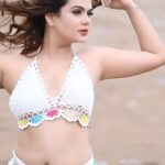 Anupama Agnihotri Instagram - बस एक नज़र उसको देखा @fashion_btphotography @srstore09 @sara_makemeup_academy #bus #ek #nazar #usko #dekha #look #looks #sections #reelsvideo #reelkarofeelkaro #reelinstagram #reelsviral #explorepage #explore #anupma #anupmaagnihotri#beach #beachphotography #beachday #beachlover