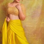 Anupama Agnihotri Instagram - 🌼 #reelsinstagram #look #lookbook #style #looks #sections