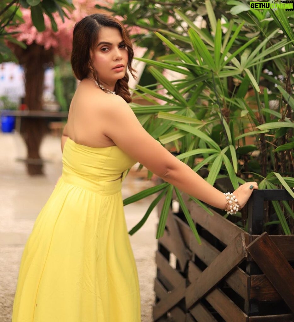 Anupama Agnihotri Instagram - Yellow isn't just a color. It's a positive attitude. Photographer: @the_pixeleyes Stylist: @style_deintrepide Outfit: @laiba.couture Makeup: @kanak.hmua Location: @truetrammtrunk & @puneetgidwani #look #looks #sections #yallow #vibes #vibe #teamlfg #look #lookbok #instadaily #insta #anupmaagnihotri