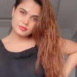 Anupama Agnihotri Instagram - There is no need for makeup when you're already pretty in BLACK. #look #looks #sections #instapic #instadaily #instamoment #teamlfg #anupmaagnihotri #lookbook