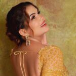 Anupama Agnihotri Instagram – The joy of dressing is in wearing an saree 

#look #looks #sections #saree #sareestyle #lookbook #ootd #potd #teamlfg #instagram #instadaily #anupmaagnihotri