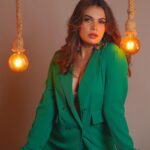 Anupama Agnihotri Instagram - ✨✨✨ @samirafashionofficial @shotbysaurabh @sara_makemeup_academy #look #looks #sections #teamlfg #instadaily #instapost #insta #photoshoot #anupmaagnihotri