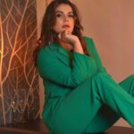 Anupama Agnihotri Instagram - Peace or greed – what’s your green today? 👗 @samirafashionofficial 📸 @shotbysaurabh 💄 @sara_makemeup_academy #look #looks #sections #teamlfg #reelsinstagram #instadaily #instapost #anupmaagnihotri
