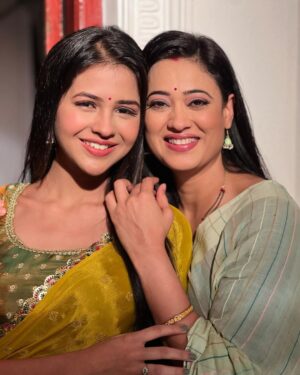 Anushka Merchande Instagram - Happy birthday to the most special one.🧿🩷
Thankyou for being a mother to me..🫰🏻🦋
I love you,
Always & Forever♾️
@shweta.tiwari