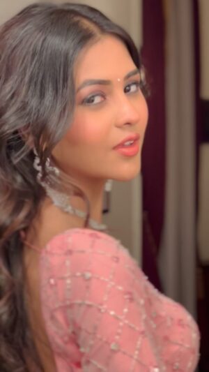 Anushka Merchande Instagram - It’s me, it was always me! I am the main character🤍✨

Mua: @rohitsingh1176 

#MaihoonAparajita #Chavvi #zeetv #trending #Foryou #Instagram #explore